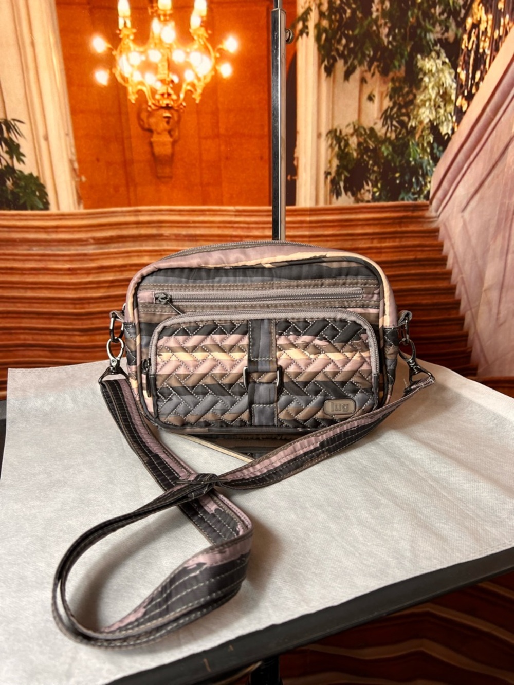 lug Quilted Crossbody Bag in Pink and Gray, excellent condition - Picture 9 of 17